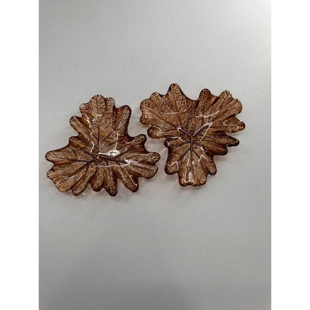 Set Of 2 Leaf-Shaped Brown Glass Decorative Plates amber dish trinket 7‎ inch